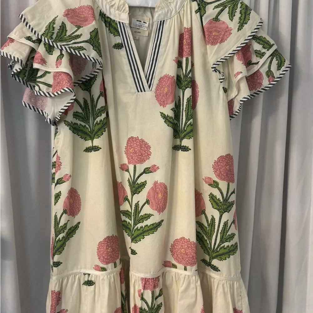 Women’s boutique Cream Floral Ruffle Dress with Pink Blooms - Umgee size L - Picture 1 of 3